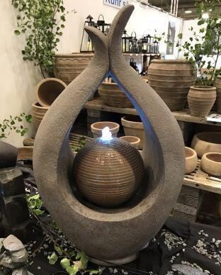 Vandkunst og Vandfontæner Vandkunst og Vandfontæner